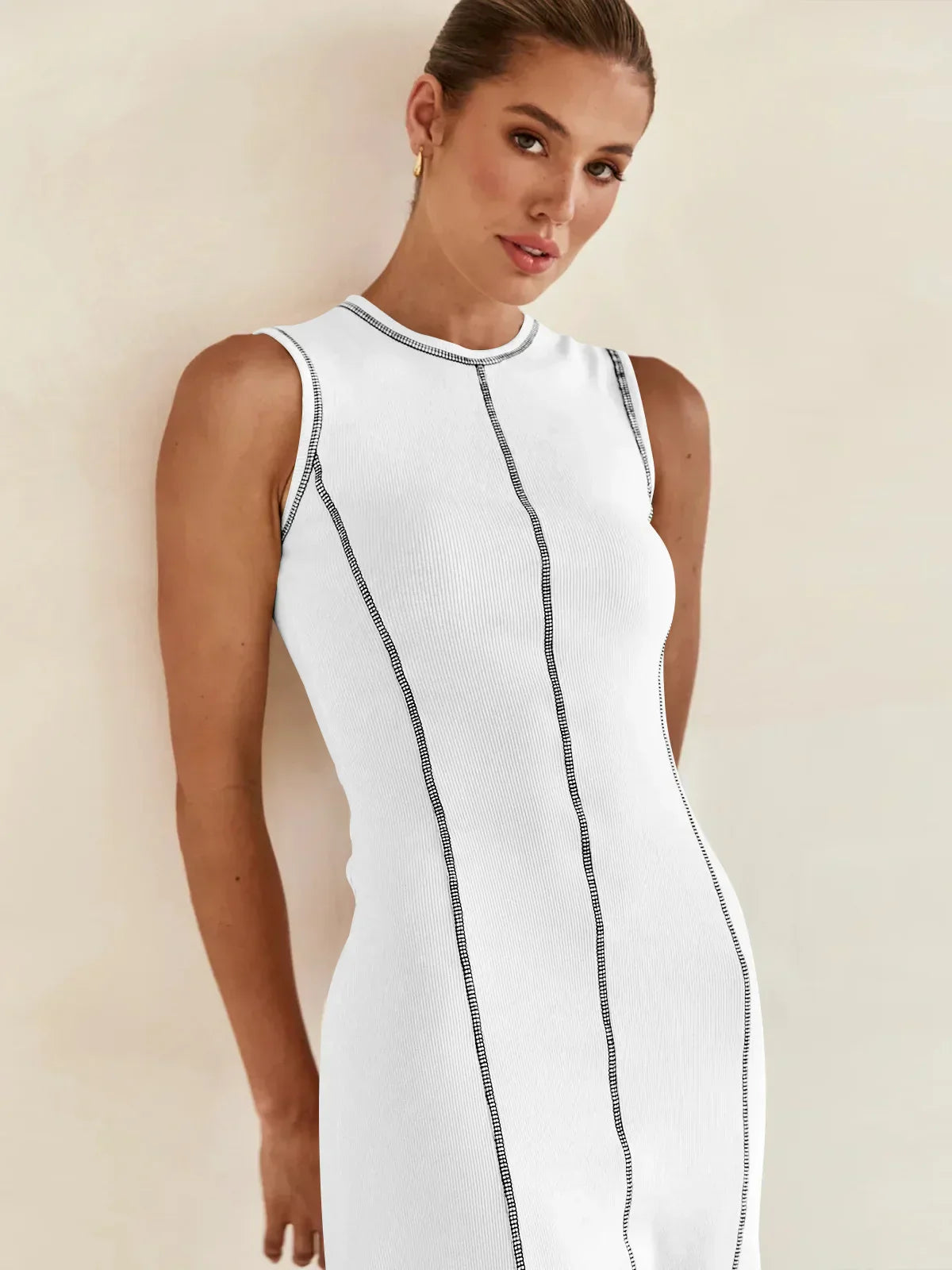 Vestido Midi de Malha Sem Mangas Eleganza